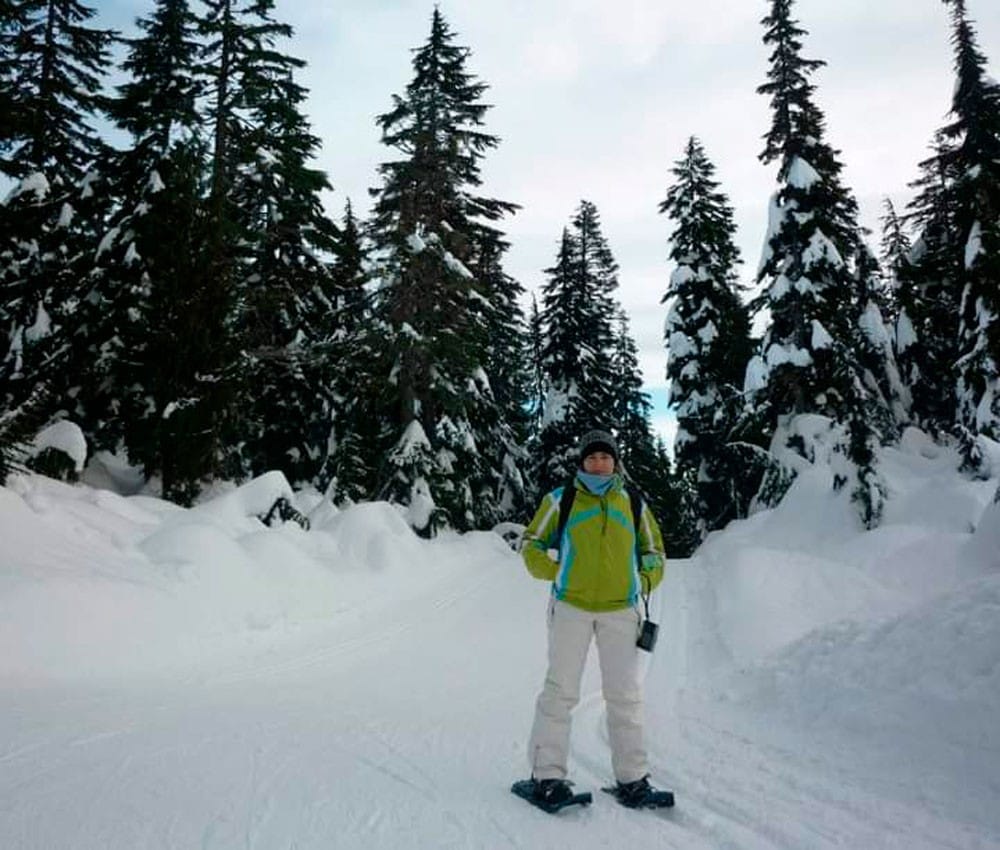 chica en la nieve